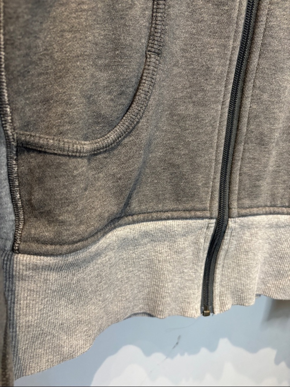 Lululemon Vintage Scuba Hoodie in Slate - Picture 5 of 9